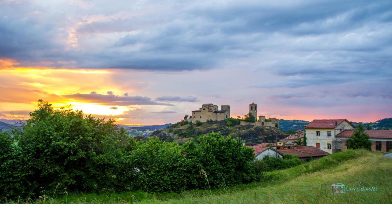 Serramazzoni Antiche Vie B&B المظهر الخارجي الصورة